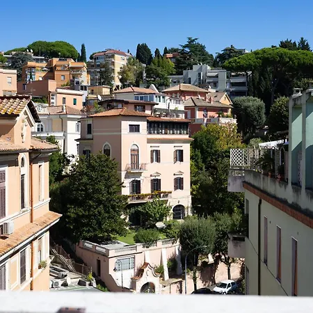 Luise Charming Terrace Vatican View Apartament *